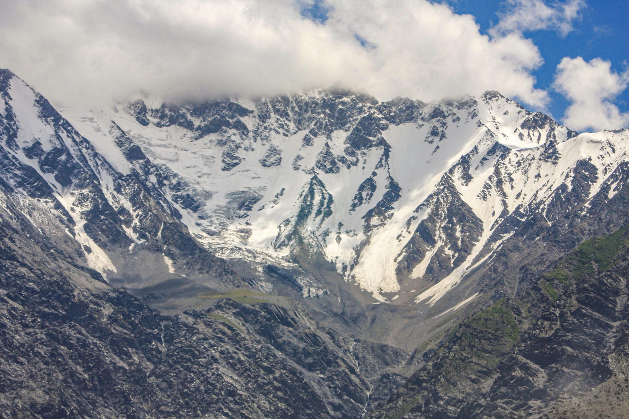 Best time to visit Hunza: choose the season by what you want to see