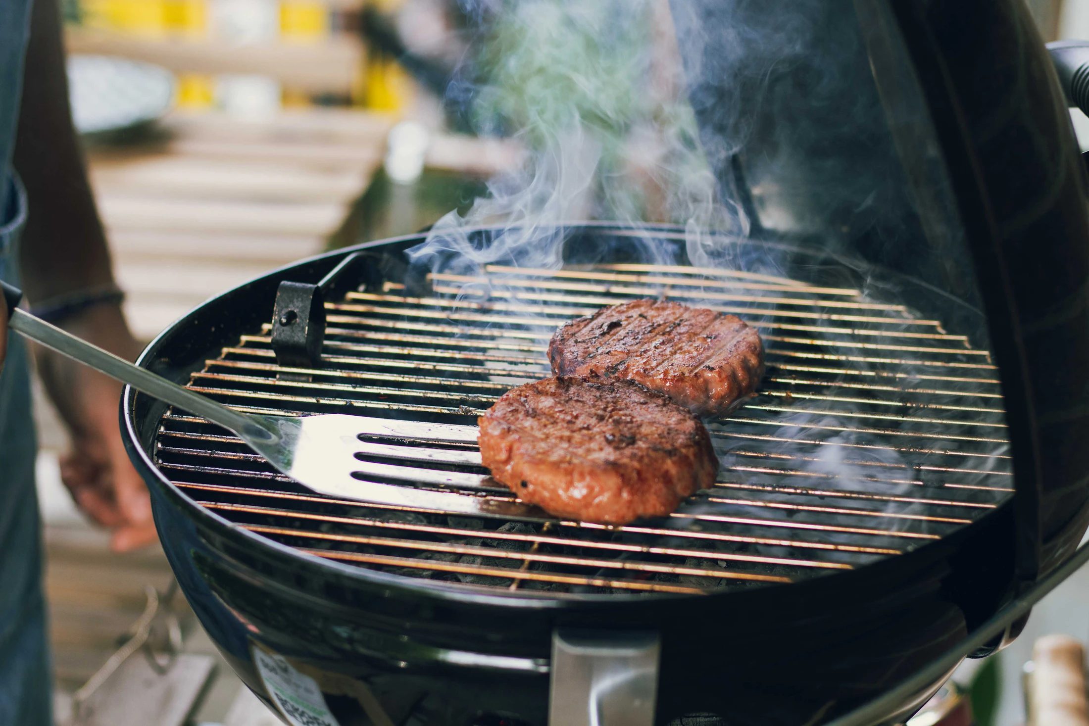 Chapli kebab at home: keep the mince cold and the patties broad
